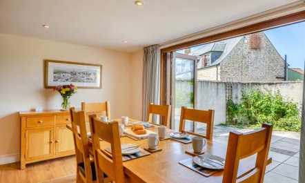 3 Bed in Burton Bradstock 6