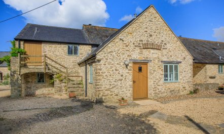 3 Bed in Burton Bradstock