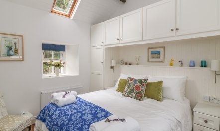 The Old White Cottage 6