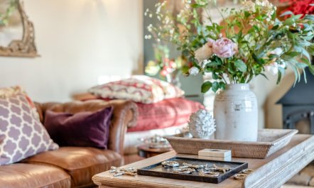 5 Bed in Wheathill 5