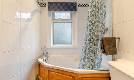 2 Bed in Briston 6