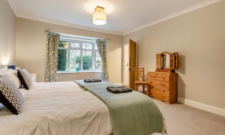 2 Bed in Briston 3