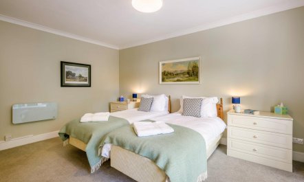 2 Bed in Briston 8