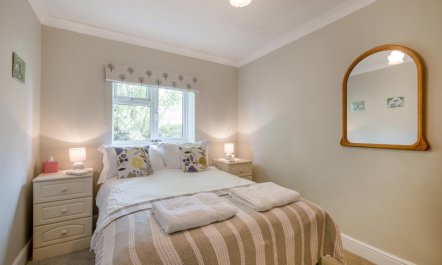 2 Bed in Briston 5