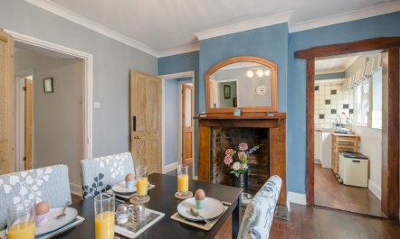 2 Bed in Briston 7