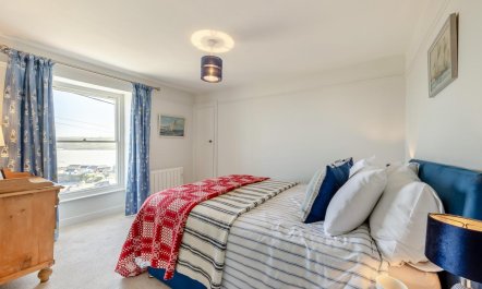 2 Bed in New Quay 9