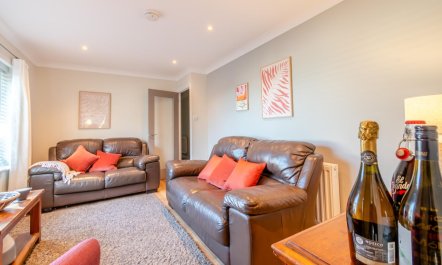 3 Bed in Felinwynt 2