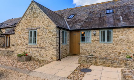 3 Bed in Burton Bradstock