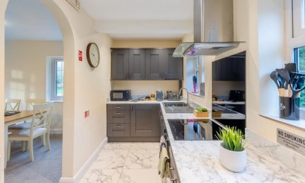 3 Bed in Southwell 1