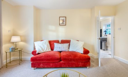 3 Bed in Southwell 8