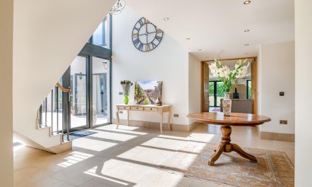 6 Bed in Woodchester 9