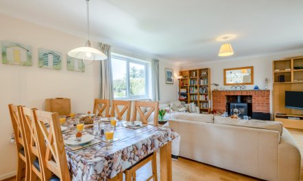 3 Bed in Brancaster 2