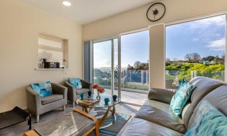 2 Bed in Aberdovey 9