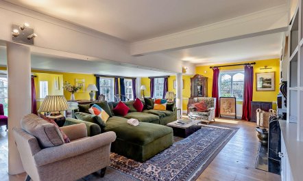 6 Bed in Wymondham 2