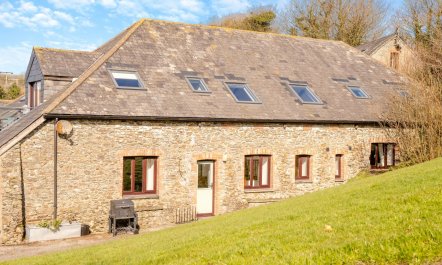 6 Bed in East Allington 1