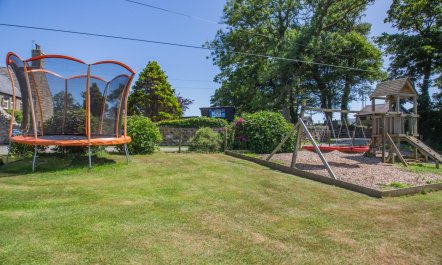 2 Bed in Llanbedrog 3