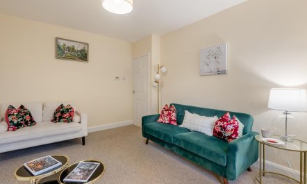 3 Bed in Southwell 4