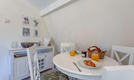 1 Bed in Hundon 9