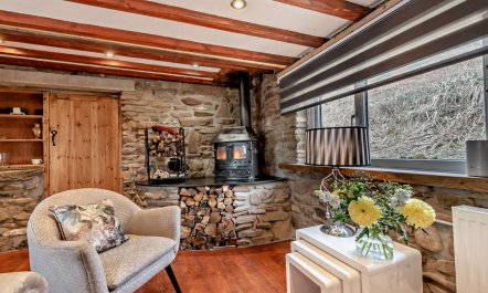 2 Bed in Port Talbot 1