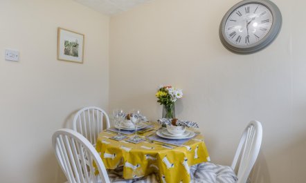 2 Bed in Halton Holegate 7