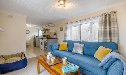 2 Bed in Halton Holegate 1