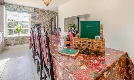 4 Bed in Marhamchurch 3