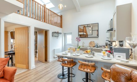 2 Bed in Holmesfield 2