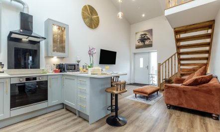 2 Bed in Holmesfield 5