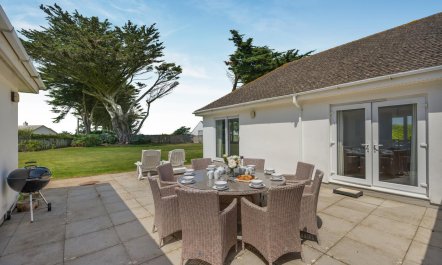 2 Bed in Padstow 5