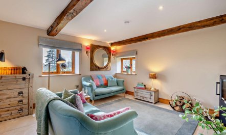 1 Bed in Downton-on-the-Rock 1