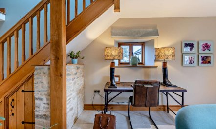 1 Bed in Downton-on-the-Rock 7