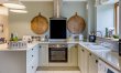 1 Bed in Downton-on-the-Rock 2
