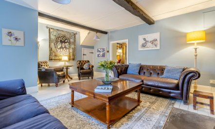 6 Bed in Lower Chapel 3