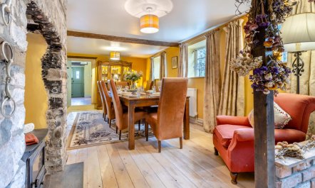 6 Bed in Lower Chapel 2