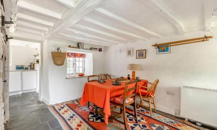 2 Bed in Higher Clovelly 6
