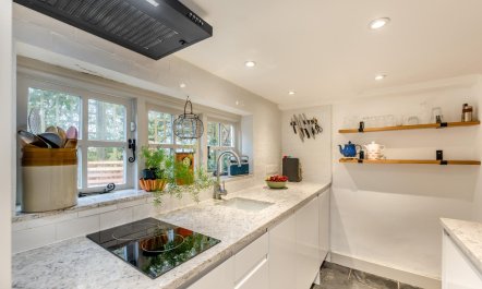 2 Bed in Higher Clovelly 4