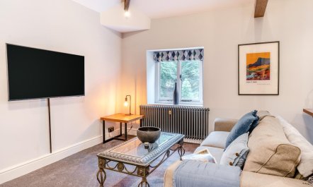 1 Bed in Nant-y-derry 5