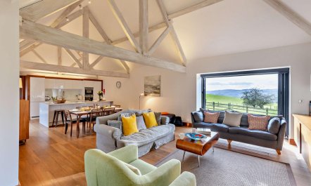 3 Bed in Downton-on-the-Rock