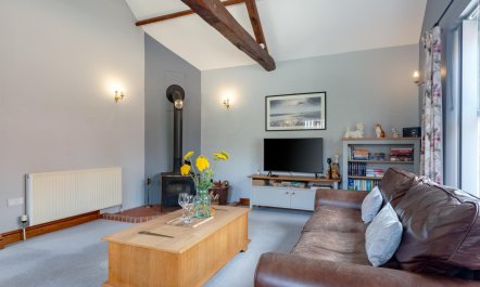 2 Bed in Horsham St. Faith 6