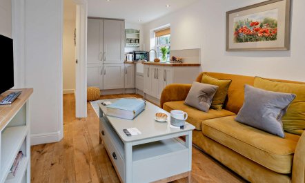 1 Bed in Abergavenny 3