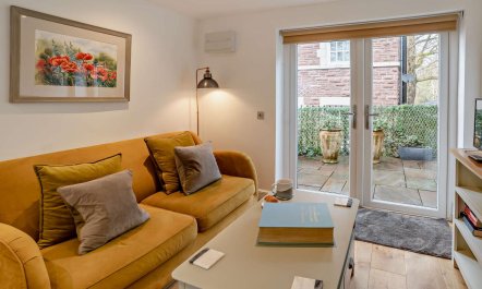 1 Bed in Abergavenny 1