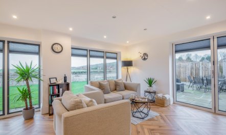 4 Bed in Pleasley Vale 9