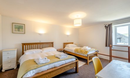 5 Bed in East Allington 9