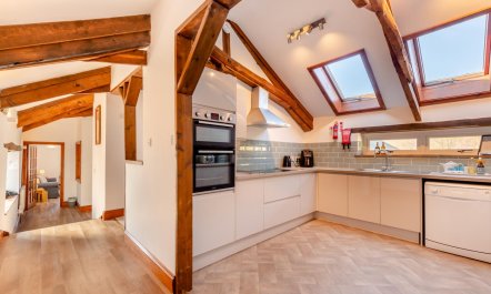 4 Bed in East Allington 6