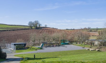 4 Bed in East Allington 8