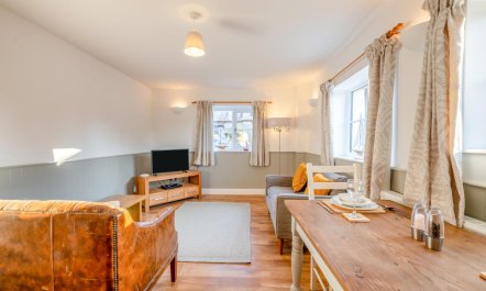 1 Bed in East Allington 1