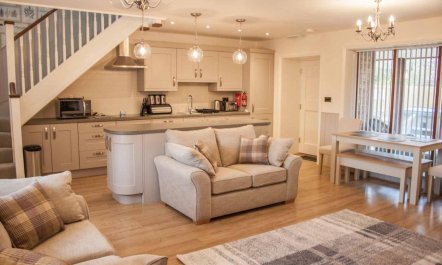 2 Bed in Pickering 2