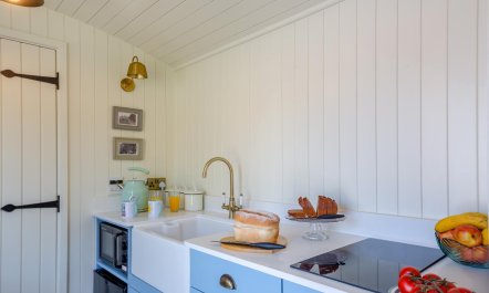 1 Bed in Llannefydd 7