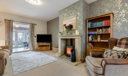 4 Bed in Alsop-en-le-Dale 8
