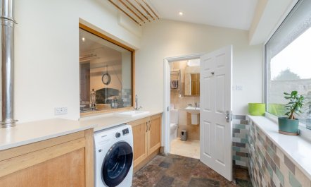 4 Bed in Alsop-en-le-Dale 6